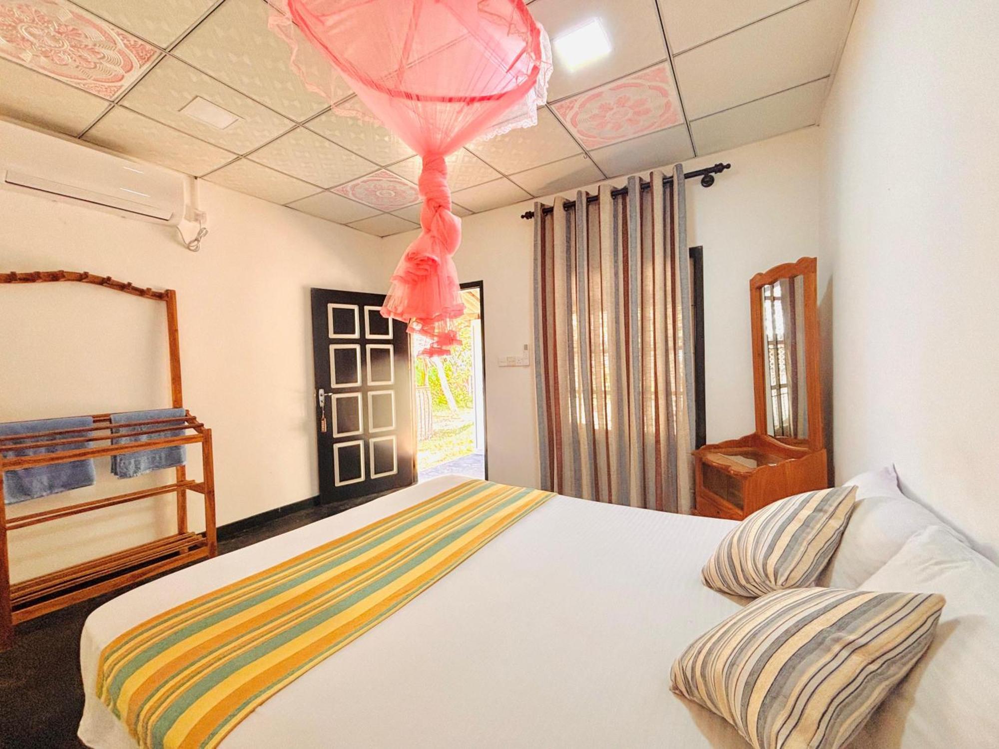 Werala Beach Resort Kalpitiya Exterior photo